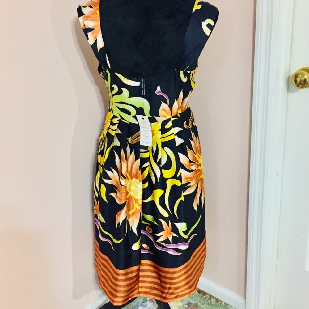 HP🎉🎉 NWT 100% Silk Floral Summer Dress - Picture 4 of 8